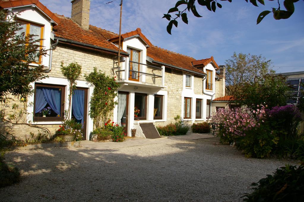 吉特彻乔酒店 Longchamp-sur-Aujon 外观 照片